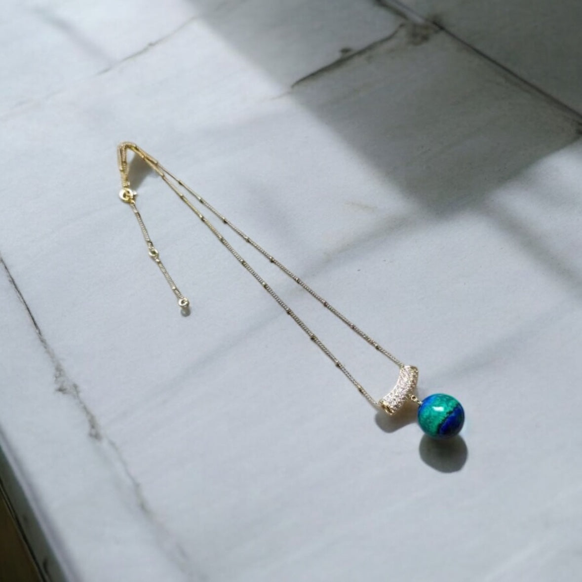 Lapis lazuli globe necklace